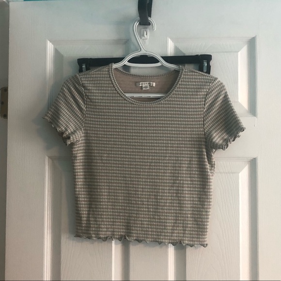 American Eagle Short Sleeve Crop Top - Picture 1 of 4